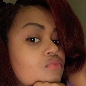 Meet your Posher, Liz